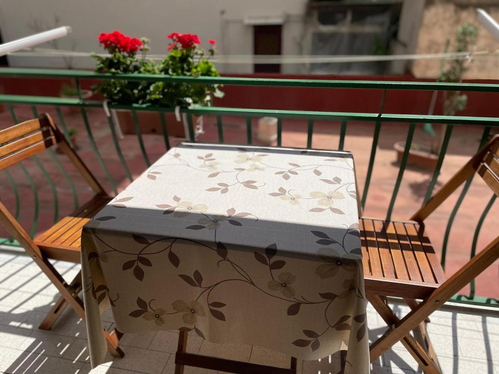 Grimhouse Villa Nápoly Kültér fotó